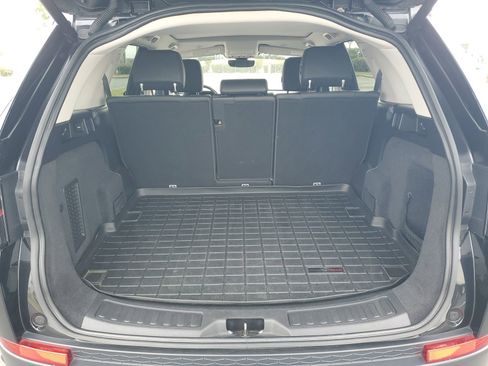 Used 2021 Land Rover Discovery Sport SE image 7