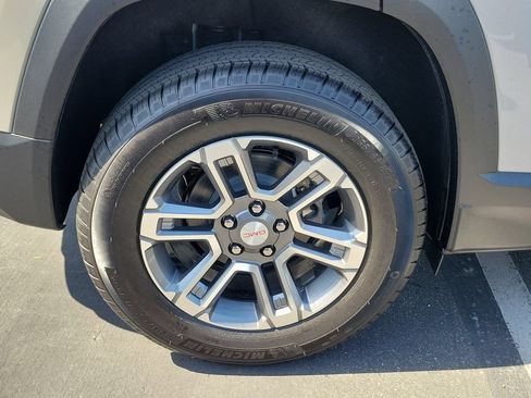 New 2026 GMC Terrain Elevation FWD image 5