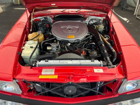 Used 1989 Mercedes-Benz 560 SL image 18