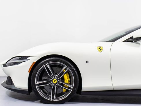 Certified 2022 Ferrari Roma RWD image 27