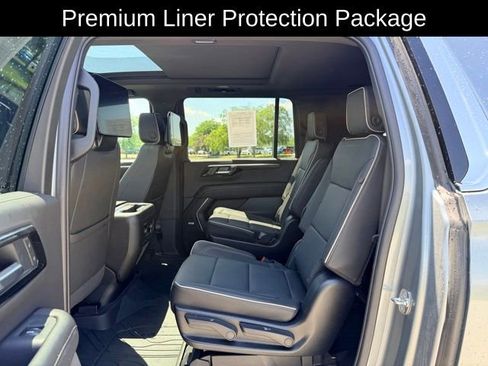 Certified 2026 Chevrolet Suburban Premier AWD/4WD image 9