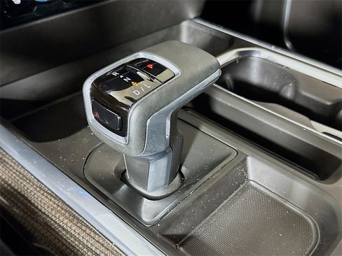 Certified 2025 Chevrolet Silverado 1500 LT w/ Convenience Package II image 15