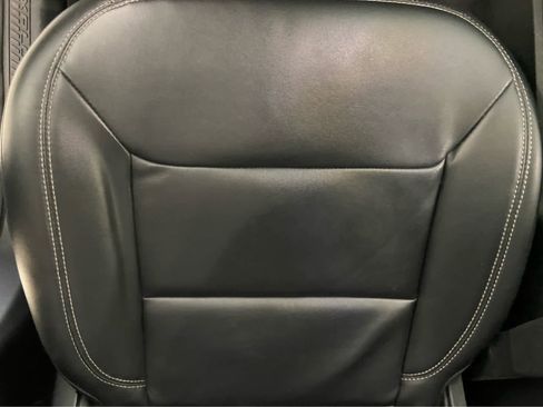 Used 2023 Ford Explorer XLT w/ Equipment Group 202A image 42