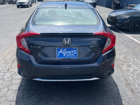 Used 2019 Honda Civic EX image 5