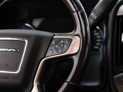 Used 2018 GMC Sierra 1500 Denali w/ Denali Ultimate Package AWD/4WD image 17