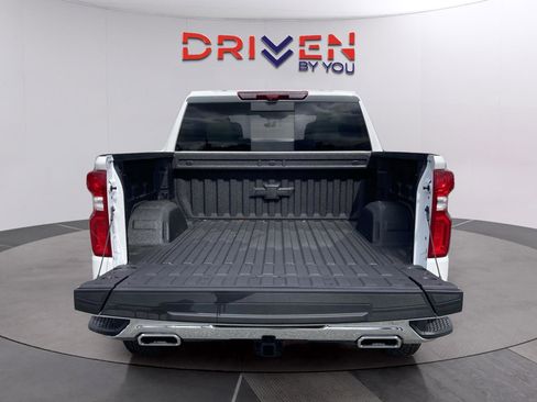 New 2026 Chevrolet Silverado 1500 LTZ w/ LTZ Premium Package AWD/4WD image 6
