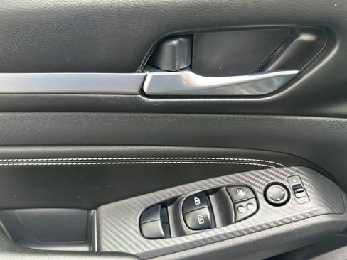 Used 2019 Nissan Altima 2.5 SV FWD image 11