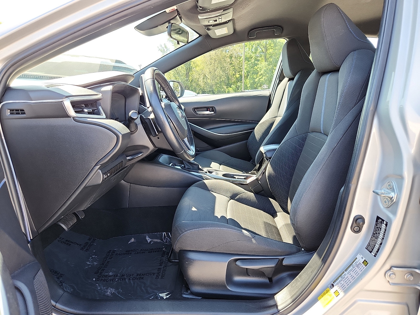Used 2021 Toyota Corolla SE w/ Carpet Mat Package (TMS) FWD image 13