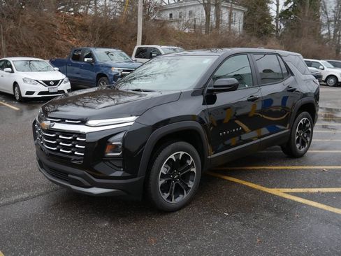 New 2026 Chevrolet Equinox LT w/ Convenience Package II FWD image 10