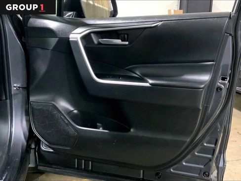 Used 2023 Toyota RAV4 XLE w/ Convenience Package image 23