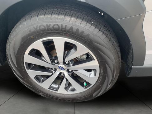 Used 2024 Subaru Outback Premium AWD/4WD image 23