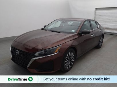 Used 2024 Nissan Altima 2.5 SV
