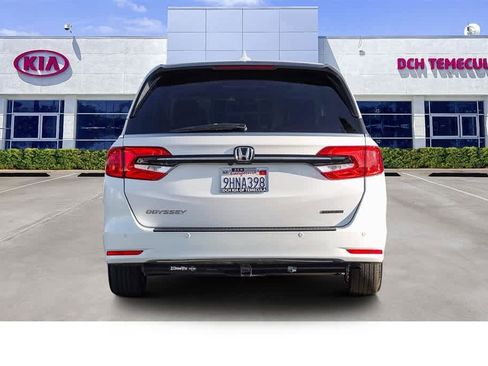 Used 2023 Honda Odyssey Touring image 5