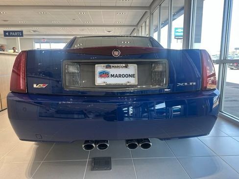 Used 2007 Cadillac XLR V RWD image 5