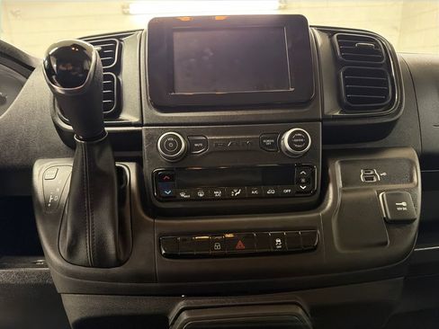Used 2025 RAM ProMaster 2500 w/ Convenience Group FWD image 23