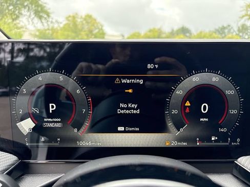 Used 2025 Nissan Kicks SR FWD image 15