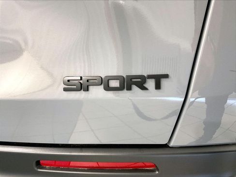 Used 2024 Honda HR-V Sport image 28