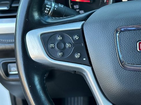 Used 2022 GMC Acadia SLT w/ Elevation Edition image 34