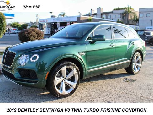 Used 2019 Bentley Bentayga AWD/4WD image 1