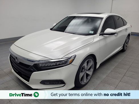 Used 2018 Honda Accord Touring image 1