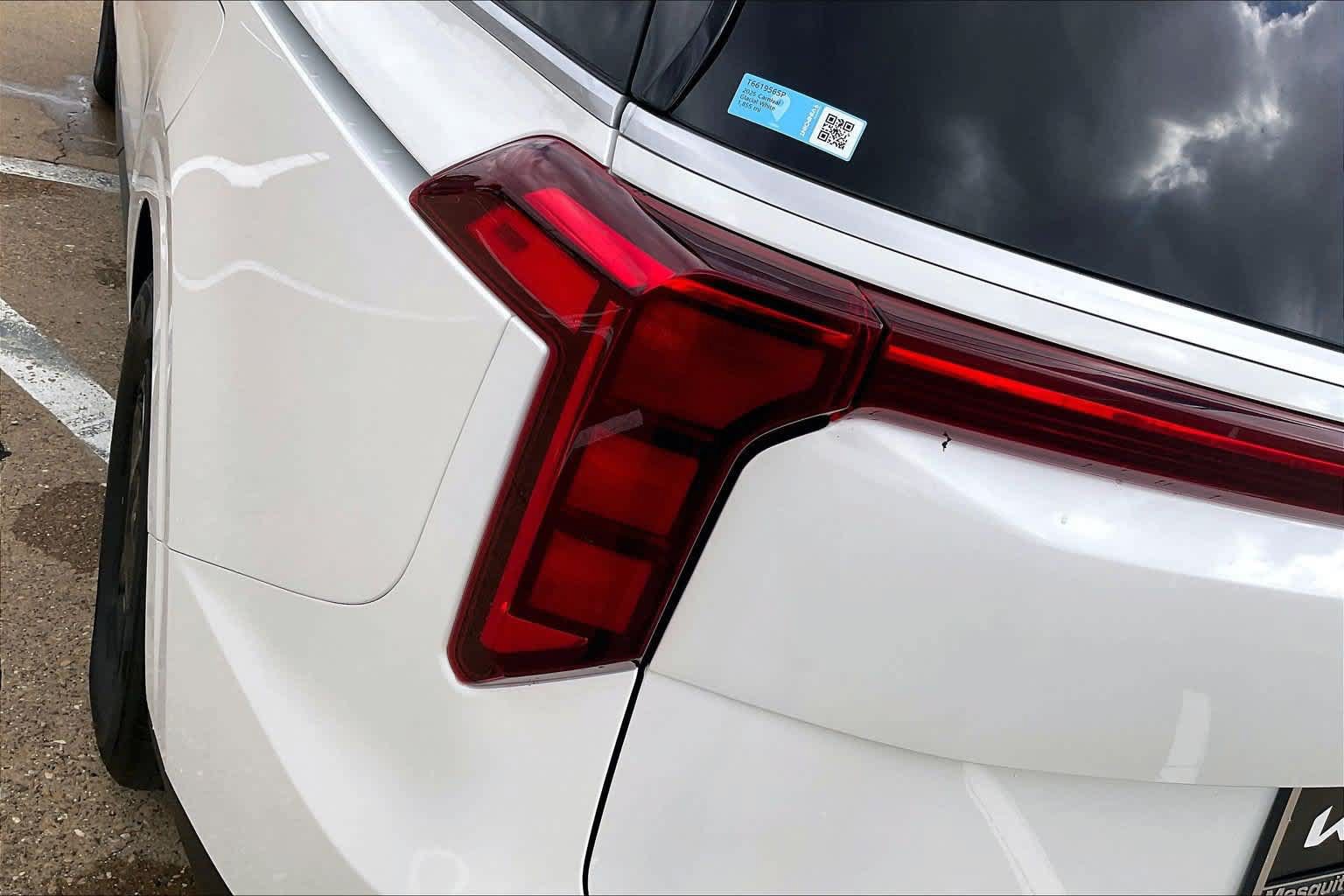 Certified 2026 Kia Carnival FWD image 29