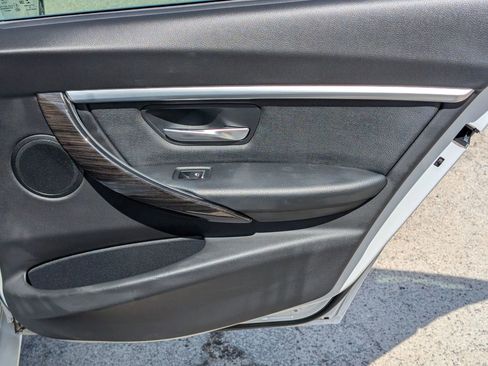 Used 2018 BMW 330i Sedan RWD image 37