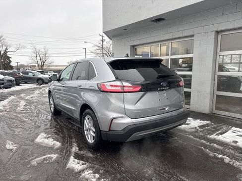 Used 2024 Ford Edge SEL image 4