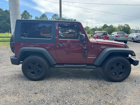 Used 2010 Jeep Wrangler Sport w/ Mopar Chrome Edition Group AWD/4WD image 7