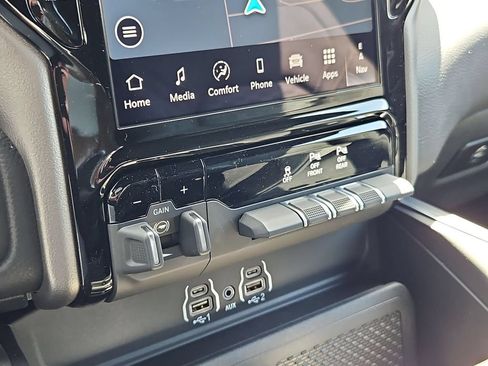 New 2026 RAM 1500 Big Horn AWD/4WD image 25