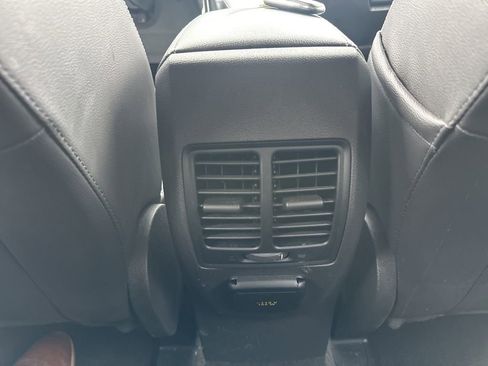 Used 2017 Ford Escape Titanium AWD/4WD image 31