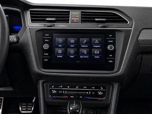 Used 2023 Volkswagen Tiguan SE R-Line AWD/4WD image 23