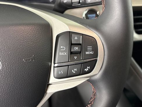 New 2026 Ford Explorer Active RWD image 23