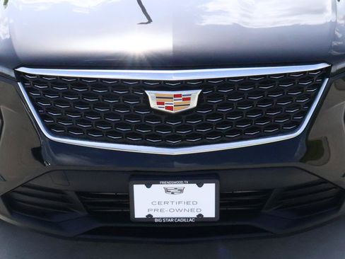 Certified 2024 Cadillac XT4 Luxury FWD image 8