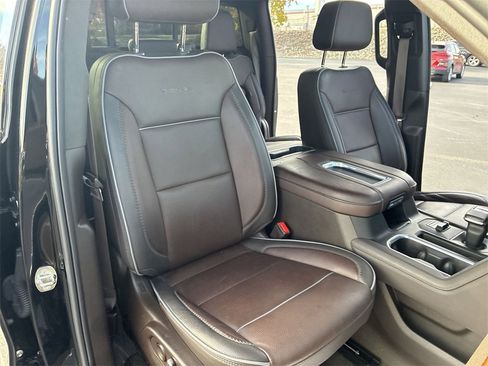 Used 2022 GMC Sierra 1500 Denali w/ Denali Reserve Package image 22