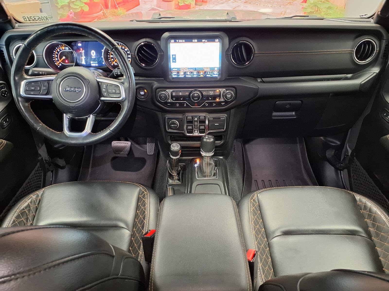Used 2021 Jeep Wrangler Unlimited Sahara AWD/4WD image 16