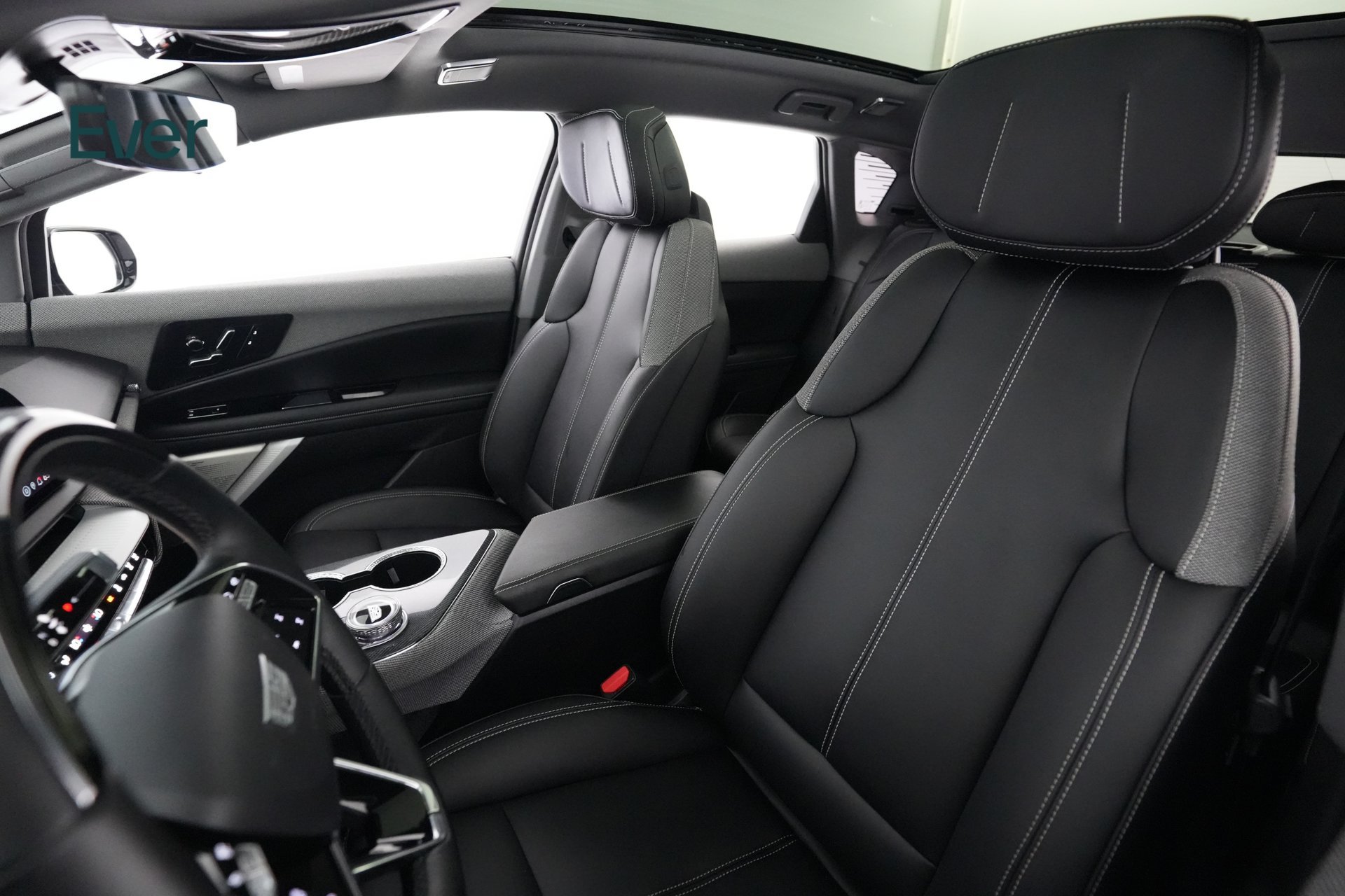 Used 2026 Cadillac Optiq Sport 1 w/ LPO, Floor Liner Package RWD image 4