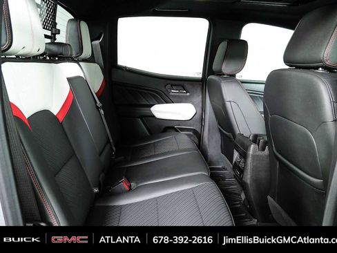 Used 2024 GMC Canyon AT4X AWD/4WD image 23