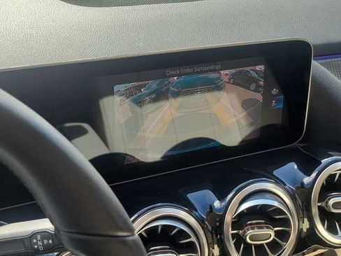 Used 2021 Mercedes-Benz GLA 250 image 27
