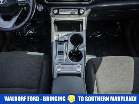 Used 2023 Hyundai Kona SEL FWD image 23