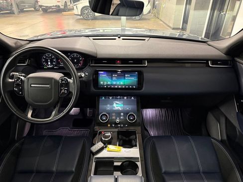 Used 2019 Land Rover Range Rover Velar R-Dynamic SE AWD/4WD image 20