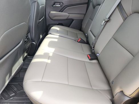 New 2026 Chevrolet Colorado ZR2 w/ Technology Package image 20