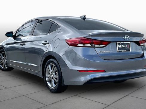 Used 2018 Hyundai Elantra SEL FWD image 11