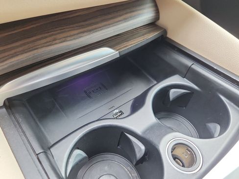 Used 2018 BMW 530e xDrive 530e xDrive iPerformance image 29