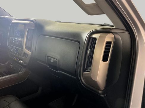 Used 2017 GMC Sierra 1500 Denali RWD image 18