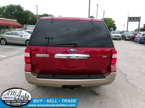 Used 2014 Ford Expedition XLT w/ Equipment Group 202A AWD/4WD image 4