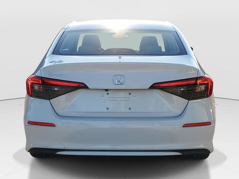 Used 2022 Honda Civic EX image 4