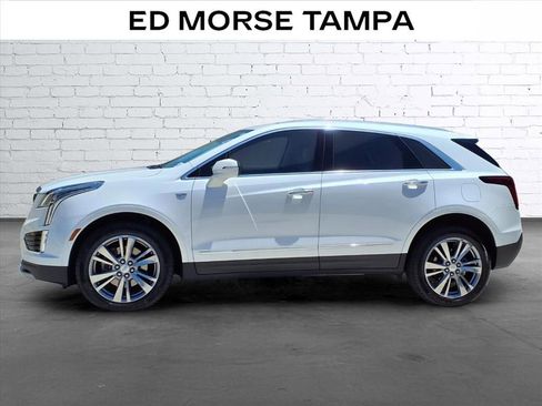 Certified 2024 Cadillac XT5 Premium Luxury FWD image 2