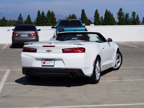 Used 2017 Chevrolet Camaro LT RWD image 6