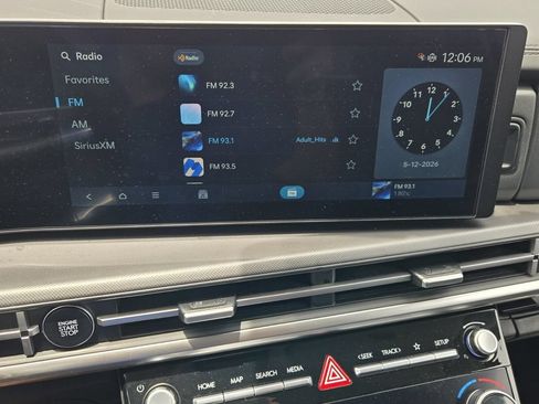 Certified 2025 Hyundai Santa Fe SEL FWD image 20