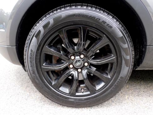 Used 2019 Land Rover Range Rover Evoque SE Premium AWD/4WD image 26
